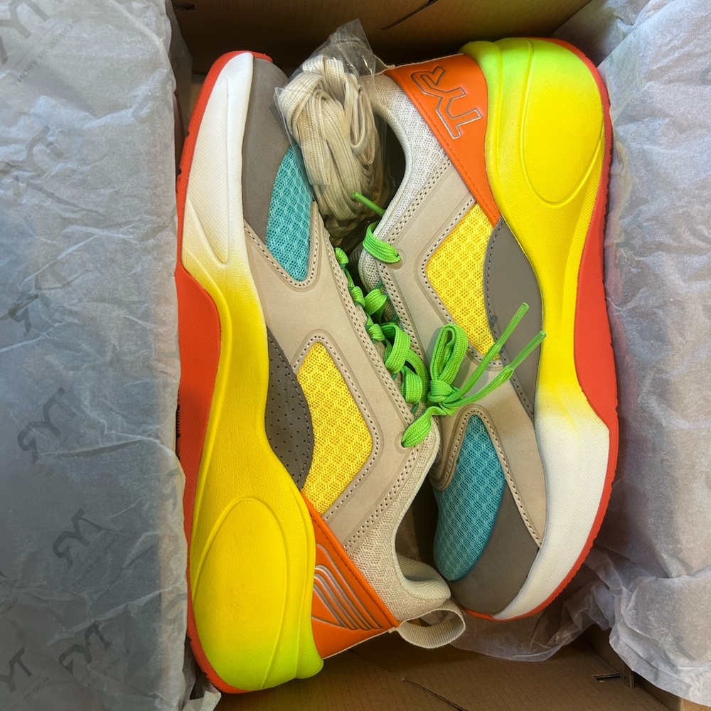 TYR CXT-Flow Trainer in Taupe Multi